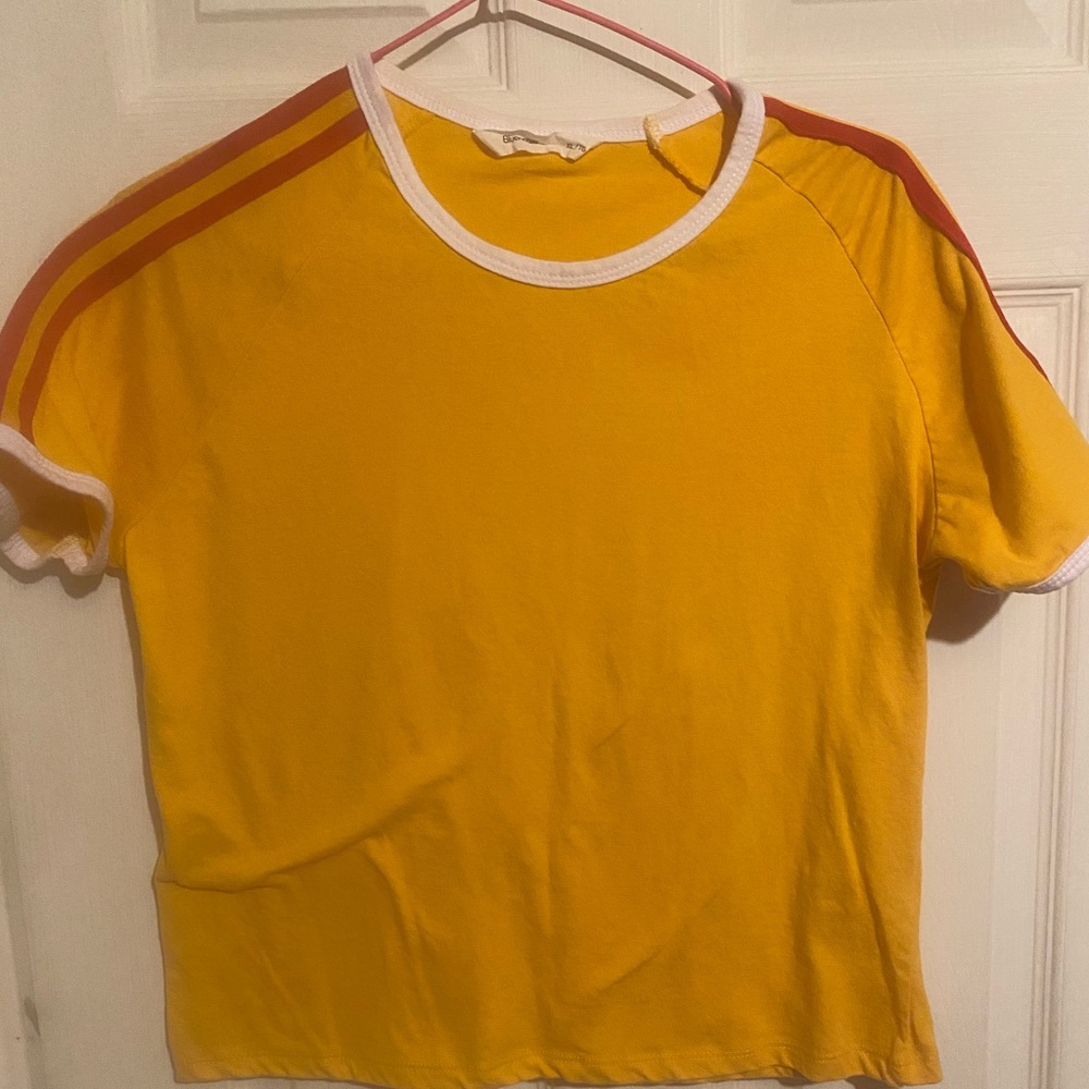 Yellow bluenotes crop tee